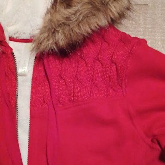 Green Tea Red jacket, size large w/removable fur trimmed hoodie & front zipper - Picture 11 of 15